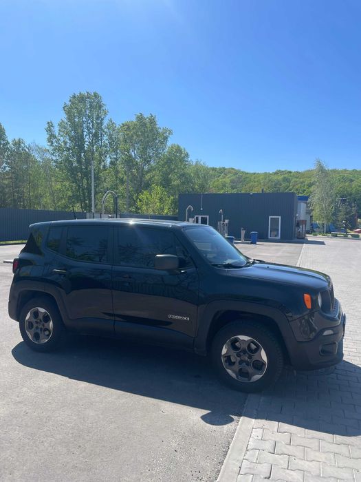 Продам своє авто Jeep Renegade