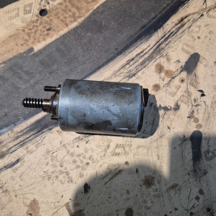bmw e90 n46 b20b silniczek nastawnik valvetronic