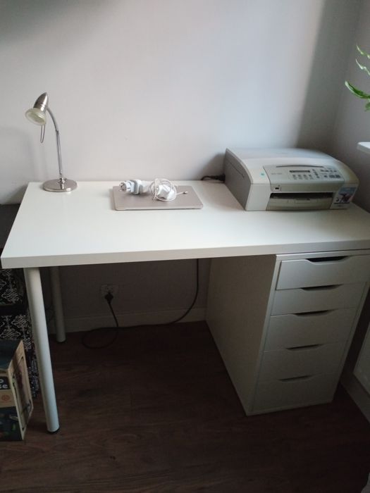 Biurko  białe stan bardzo dobry Ikea+drukarka gratis