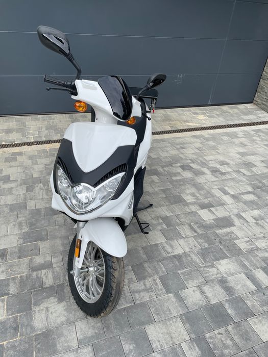 Skuter elektryczny - Wynajem Glovo, pyszne.pl, uber Eats,