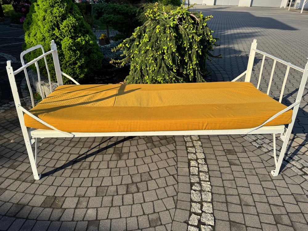 Sprzedam łóżka wojskowe 30 sztuk