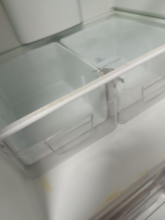 Холодильник Indesit B18FNF