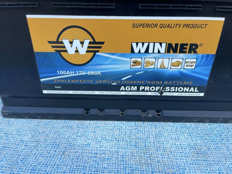 Автомобільний акумулятор Winner Premium AGM.