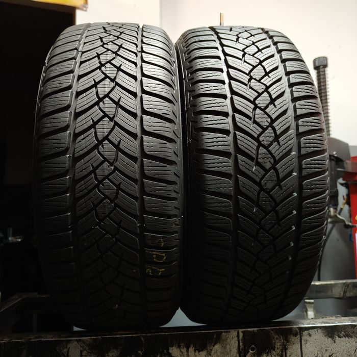 215/55/17 XL Sprzedam parę opon zimowych Fulda