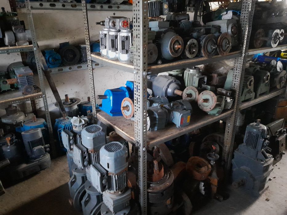 Silnik elektryczny motoreduktor przekładnia Silnik wibracyjny wibrator
