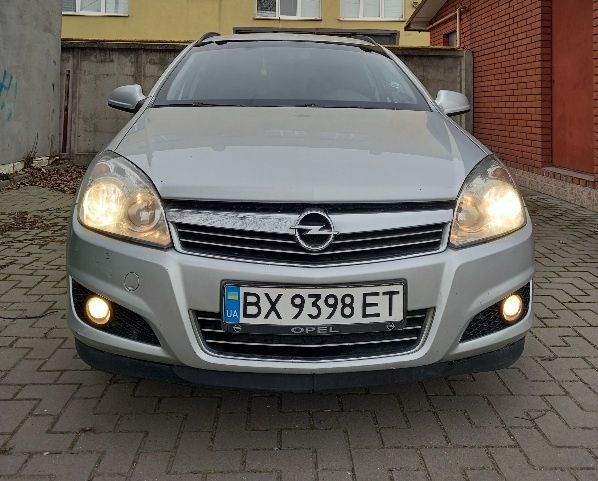 Опель Астра Н 2009