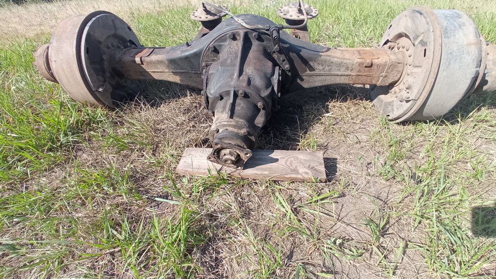 Мост зил 130 , передня балка зил 130