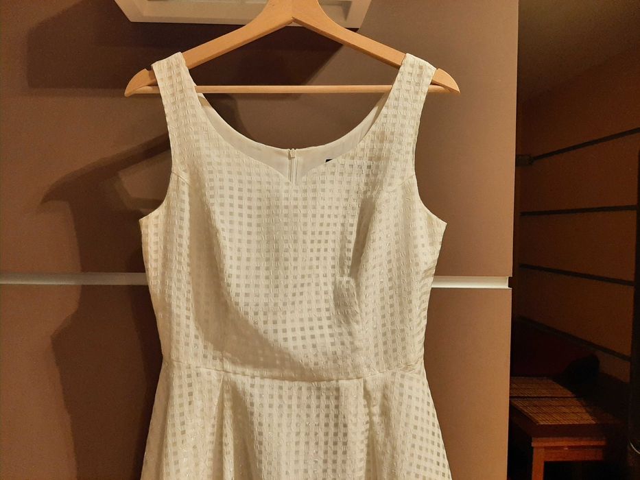 Sukienka elegancka Pretty Girl