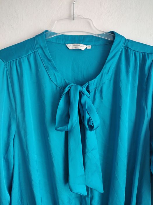 Satynowa elegancka bluzka r. 44