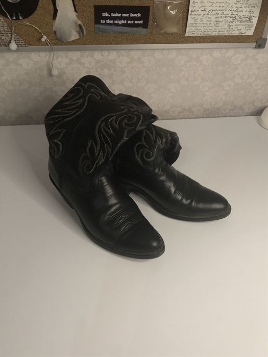 Ковбойские сапоги в стиле вестерн