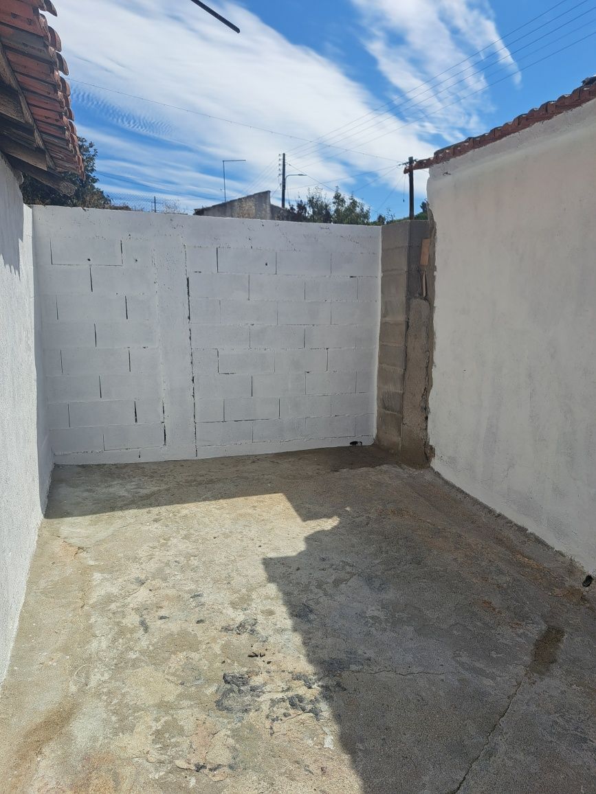 Moradia t2  na macussa