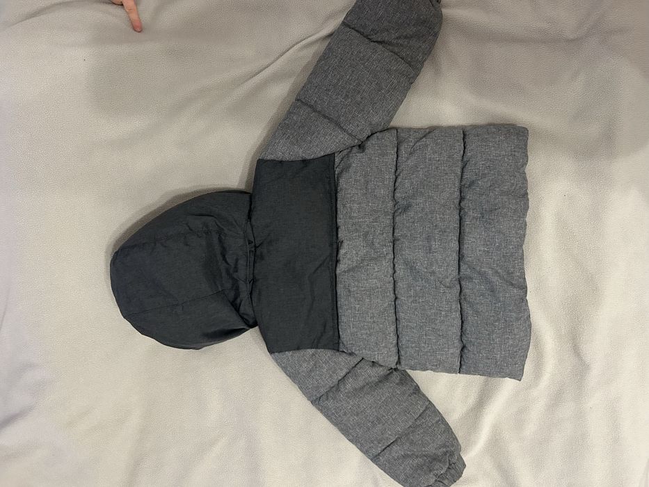Зимова куртка h&m, розмір 86