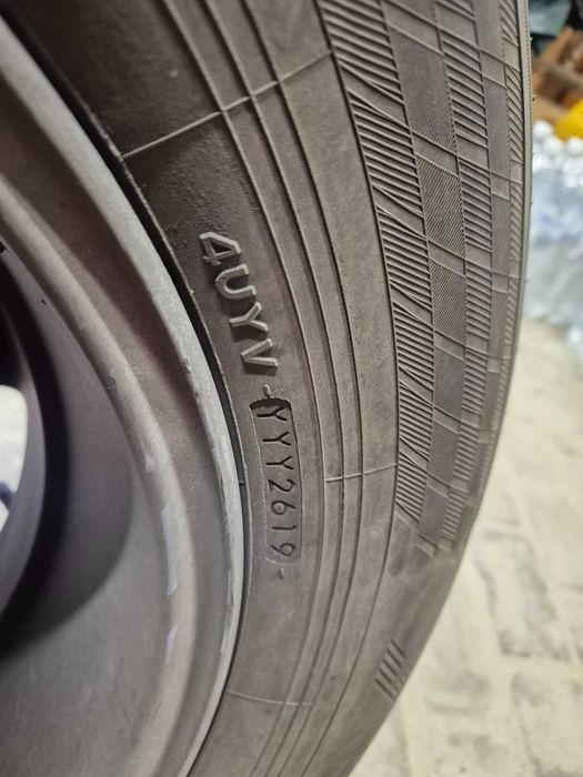 Koła 16" ATT aluminiowe z oponami Yokohama bluearth zimowe 215/70R16