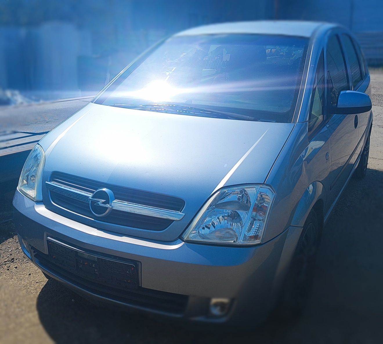 Opel Meriva - maska