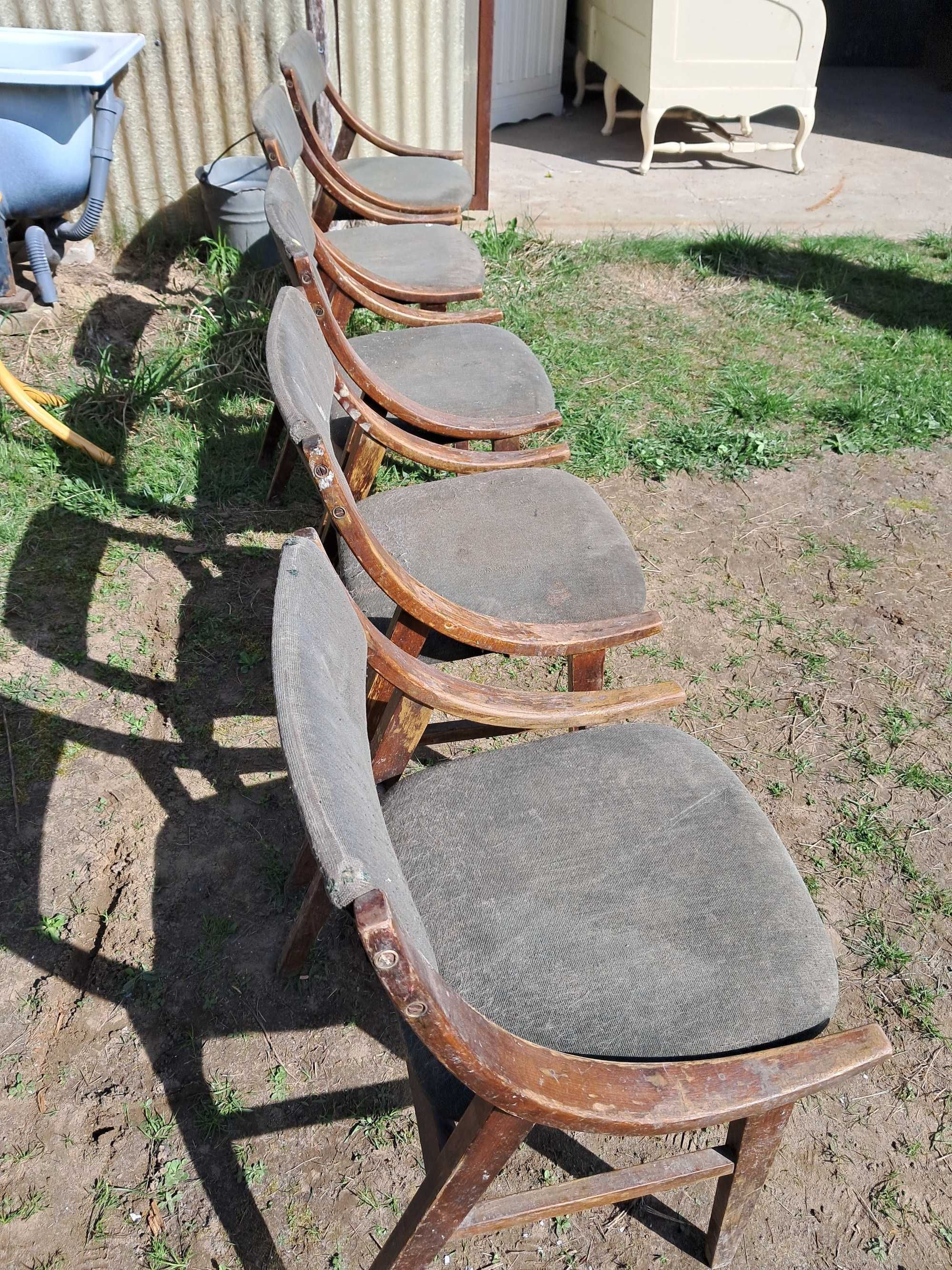 stare krzesło krzesła skoczki vintage unikat PRL 5szt