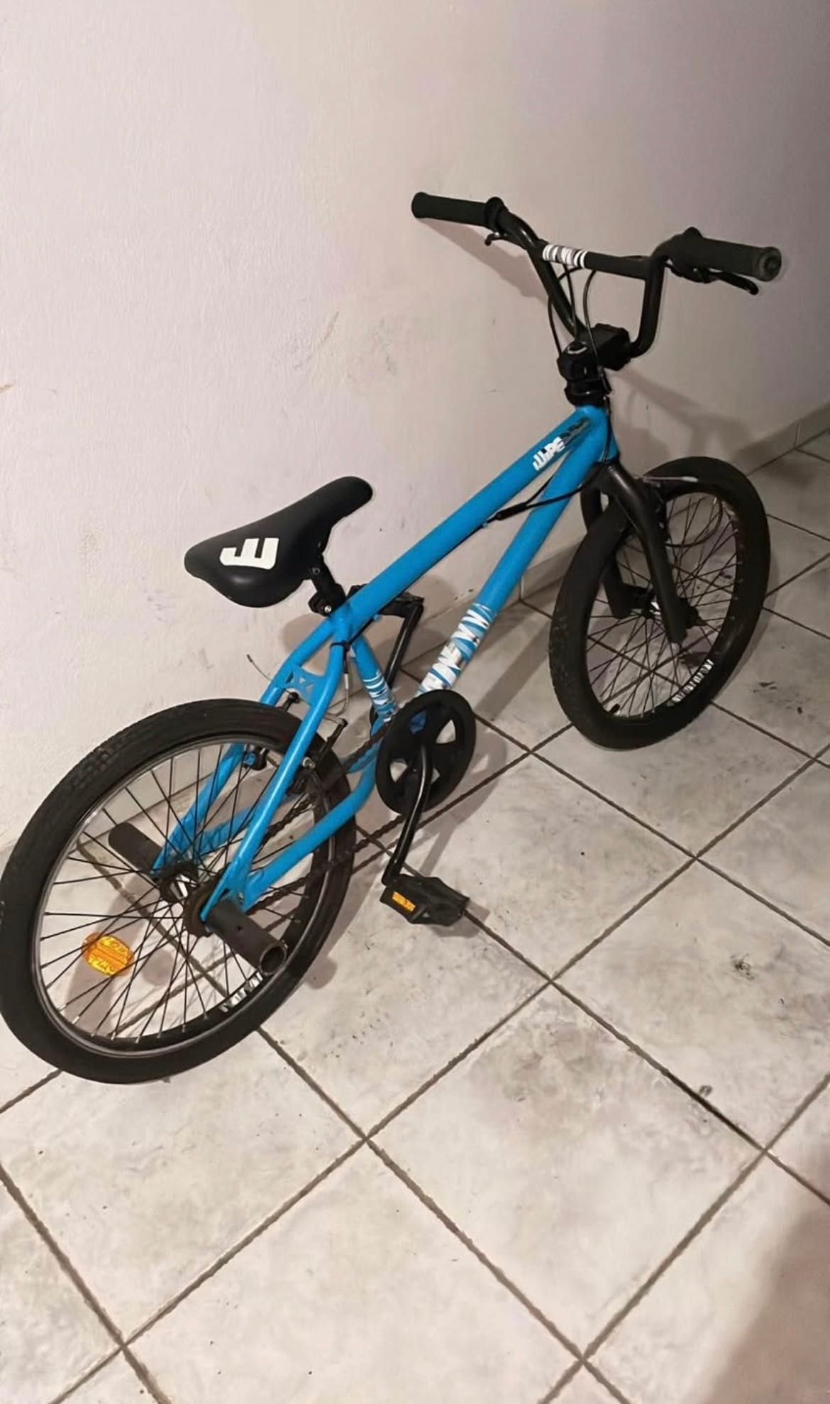 Vendo bicicleta BMX