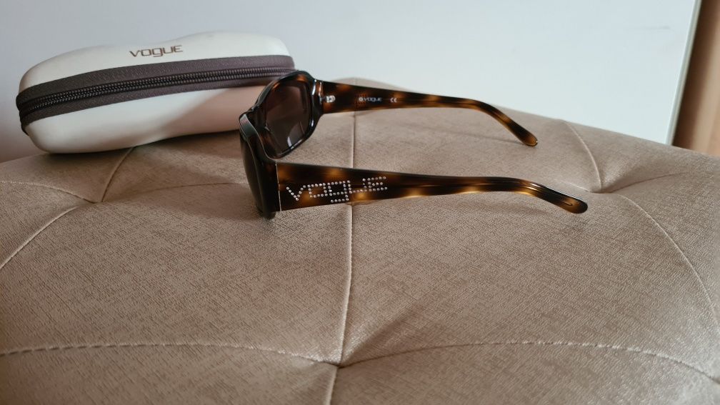 Oculos de sol Vogue