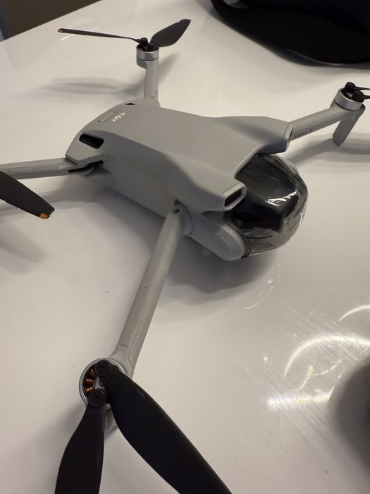 Dron DJI Mini 3 fly more combo super stan