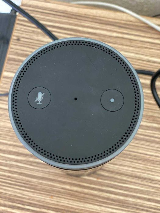 Умная колонка Amazon Alexa Echo Plus Black (Английский язык)