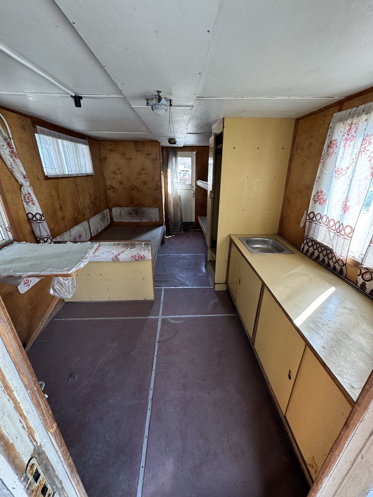 Продам Плавающий домик