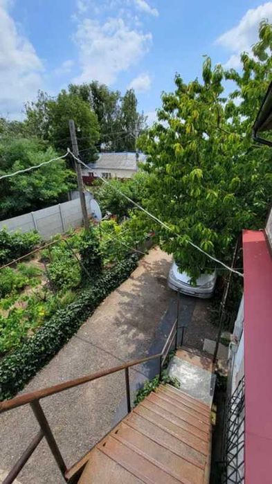 Полдома + гостевой домик с ремонтом в Черноморке, 5 минут до моря!