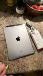 Tablet iPad Apple Retina 10” - WiFi + karta SIM