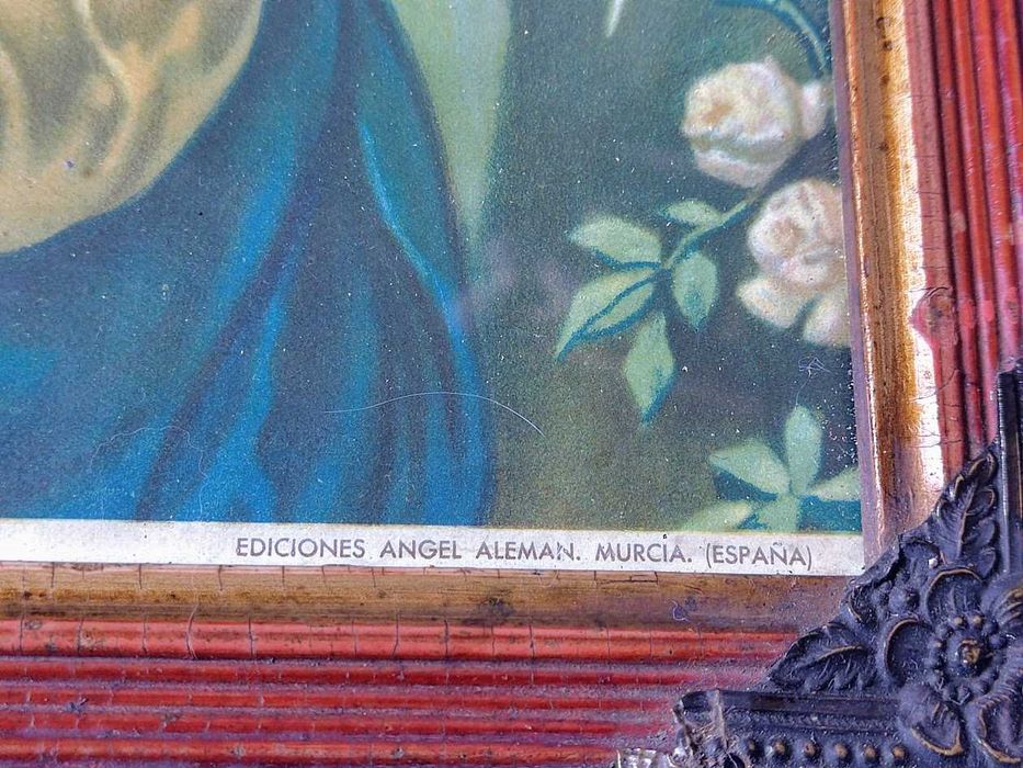 Quadro antigo de imagem da Virgem Maria com os Anjos