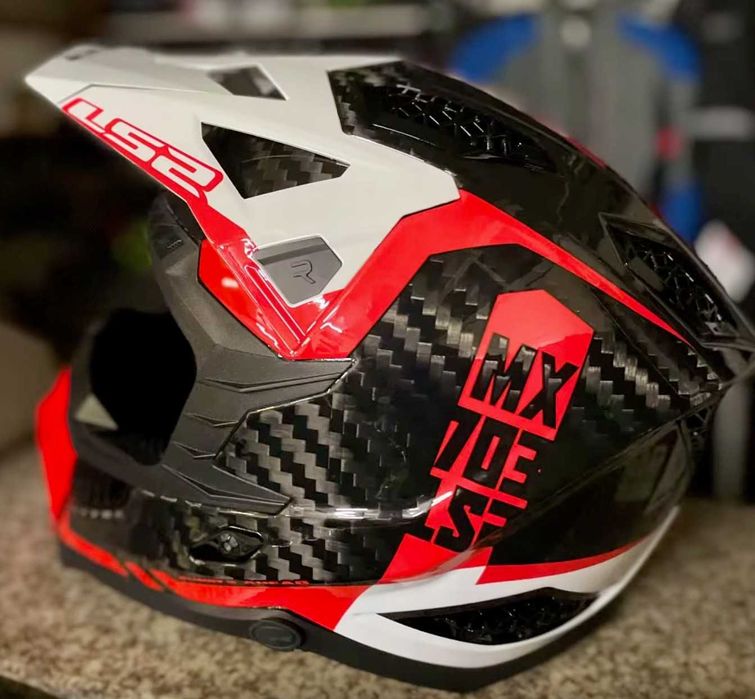 Capacete Carbono Total LS2 MX703 X-Force NOVO (50% Desconto) Tam M-L