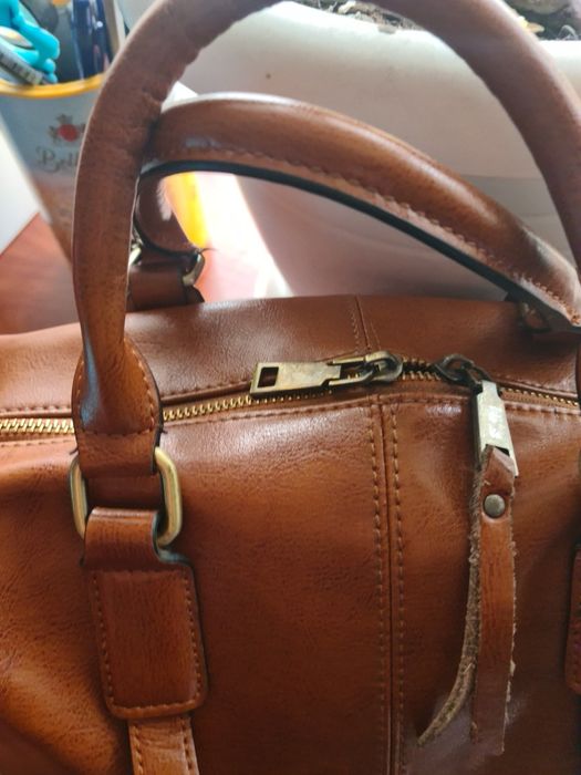 Продам натуральну шкіряну сумочку