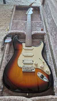 Fender Stratocaster Delux USA 2005
