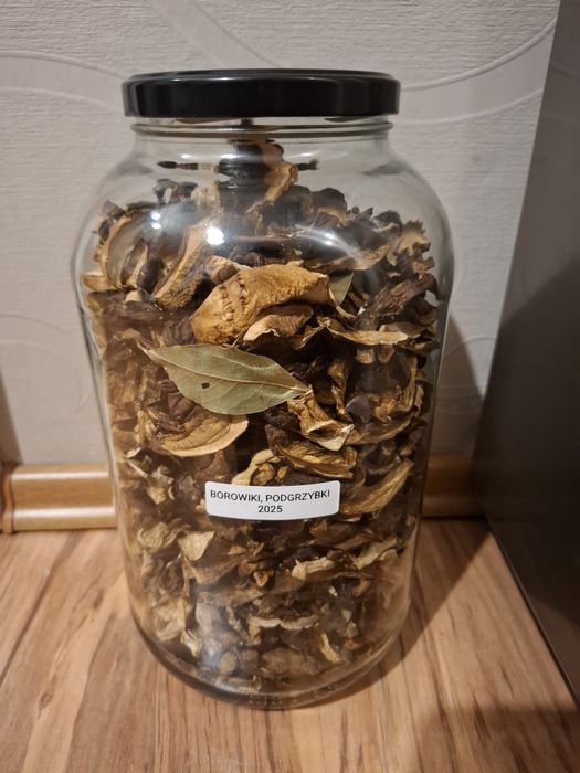 Borowiki, podgrzybki, zajączki - grzyby suszone