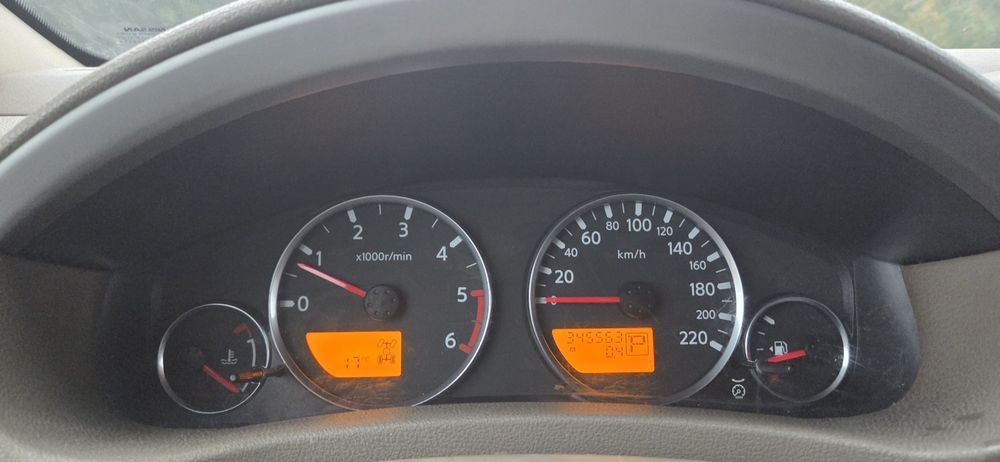 Nissan Pathfinder 2.5 dCi 4x4 hak