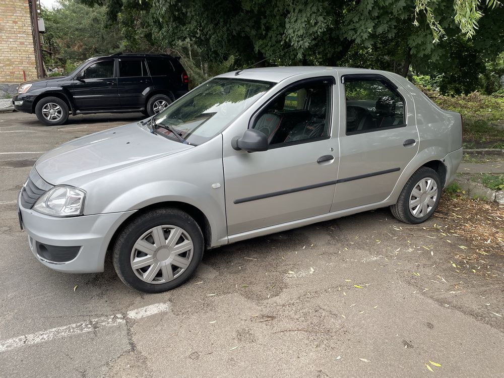 Продам Renault Logan