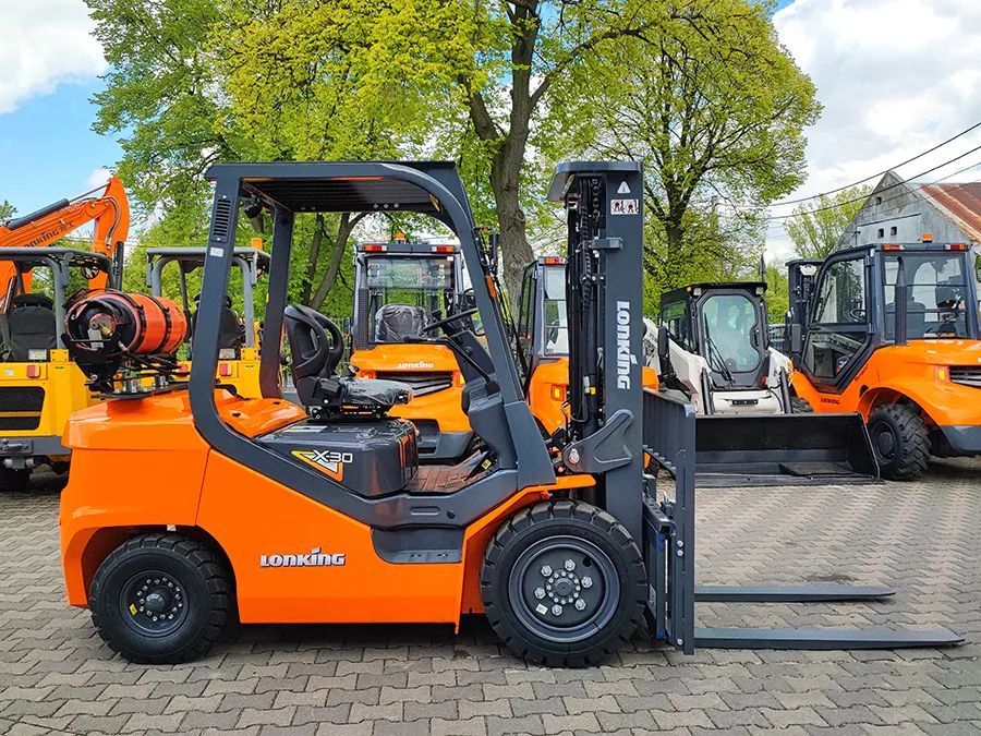 Lonking LG30GLTX (CPYD30)  Wózek widłowy gazowy Lonking LG30GLTX 3t LPG (3500 kg opcja)