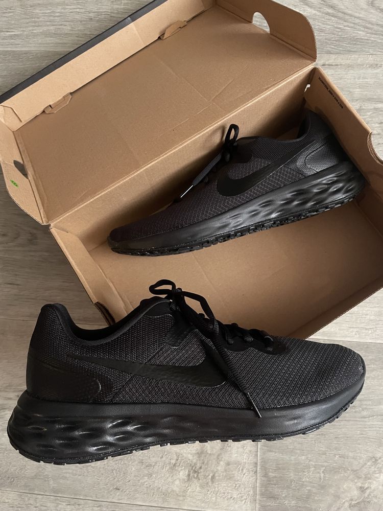 Новые Nike Revolution 6 NN Black Dark