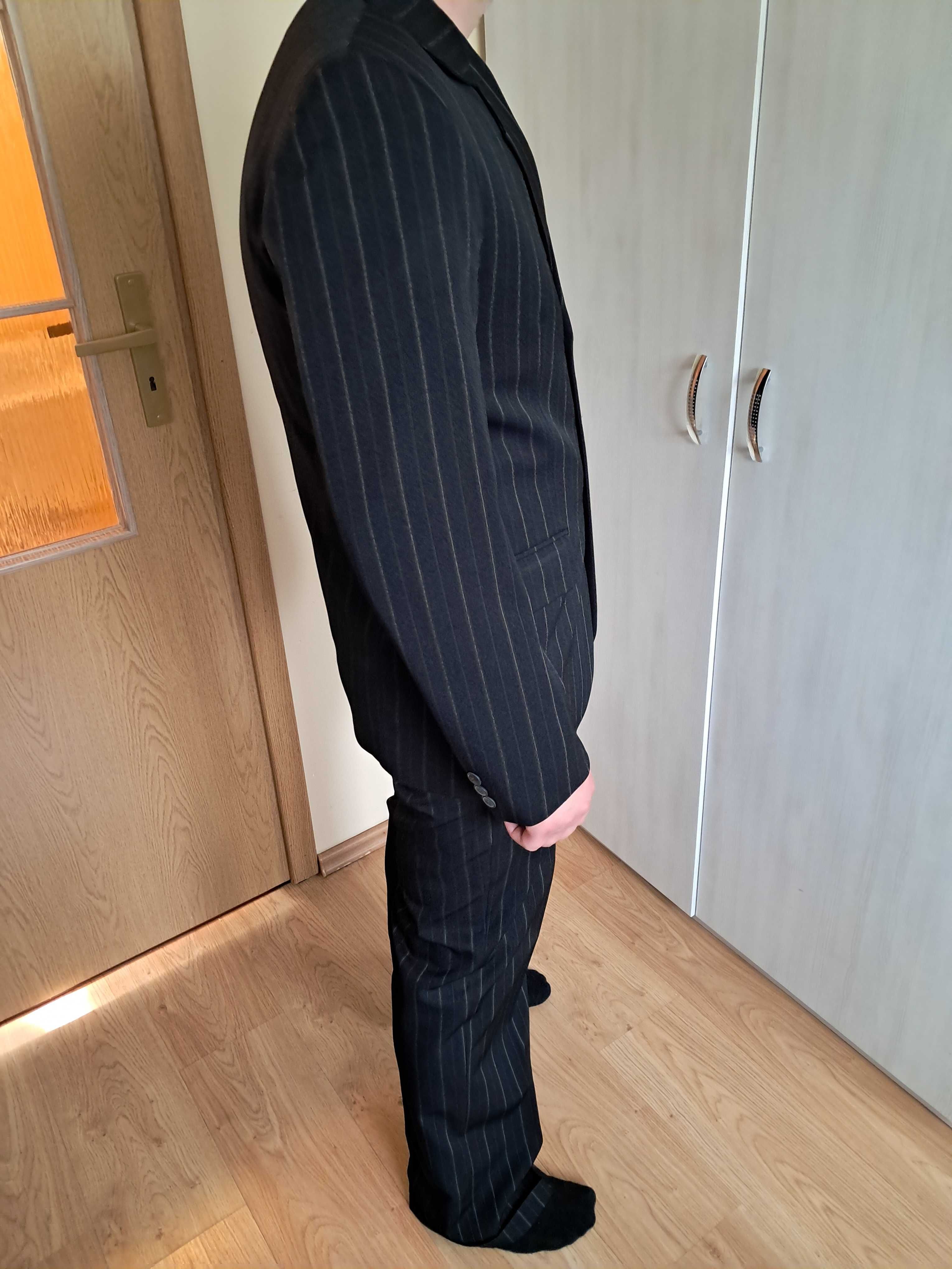 Garnitur Męski 3 części rozm. 48