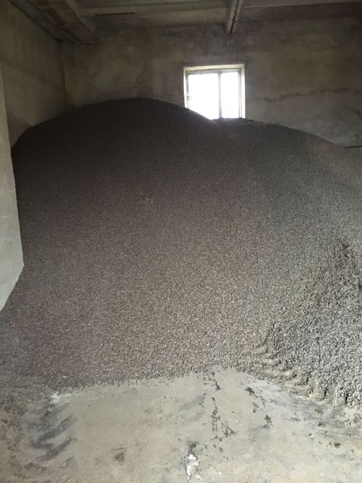 Палетні гранули агро відходи