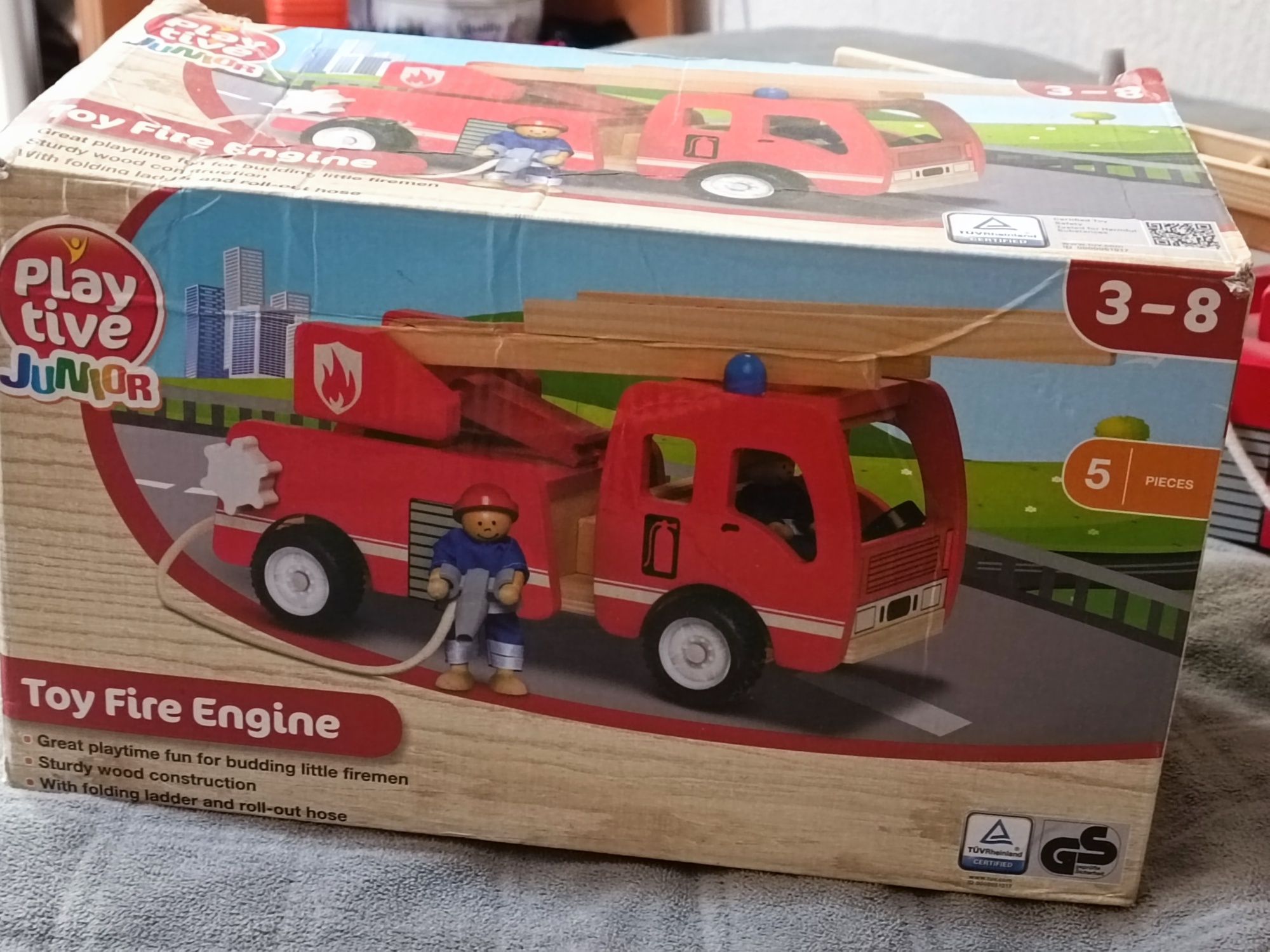 Деревянная пожарная машина play tive junior