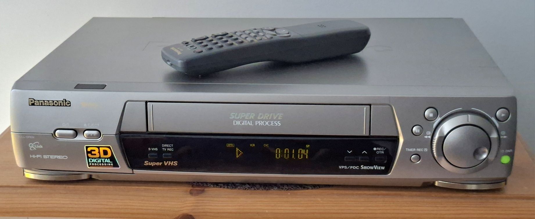 Panasonic magnetowid S-VHS NV-HS850 + pilot oryginalny