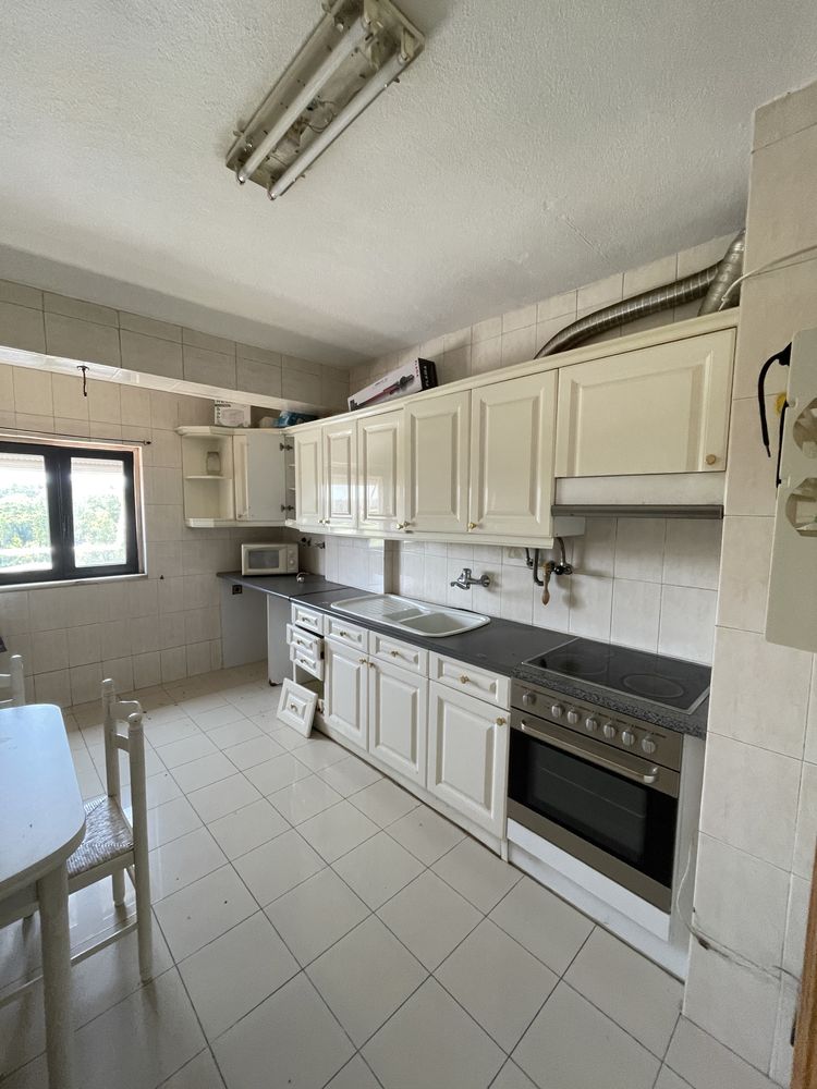 Movéis e bancada de cozinha