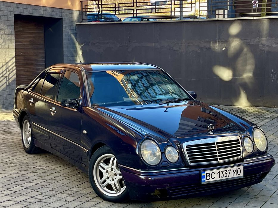 Терміново Mercedes-benz w210 газ/бенз