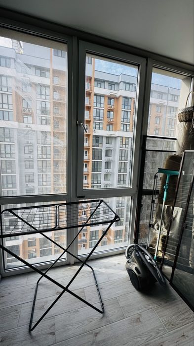 Сдам кухня-студия и 3 спальни Маршал Сити