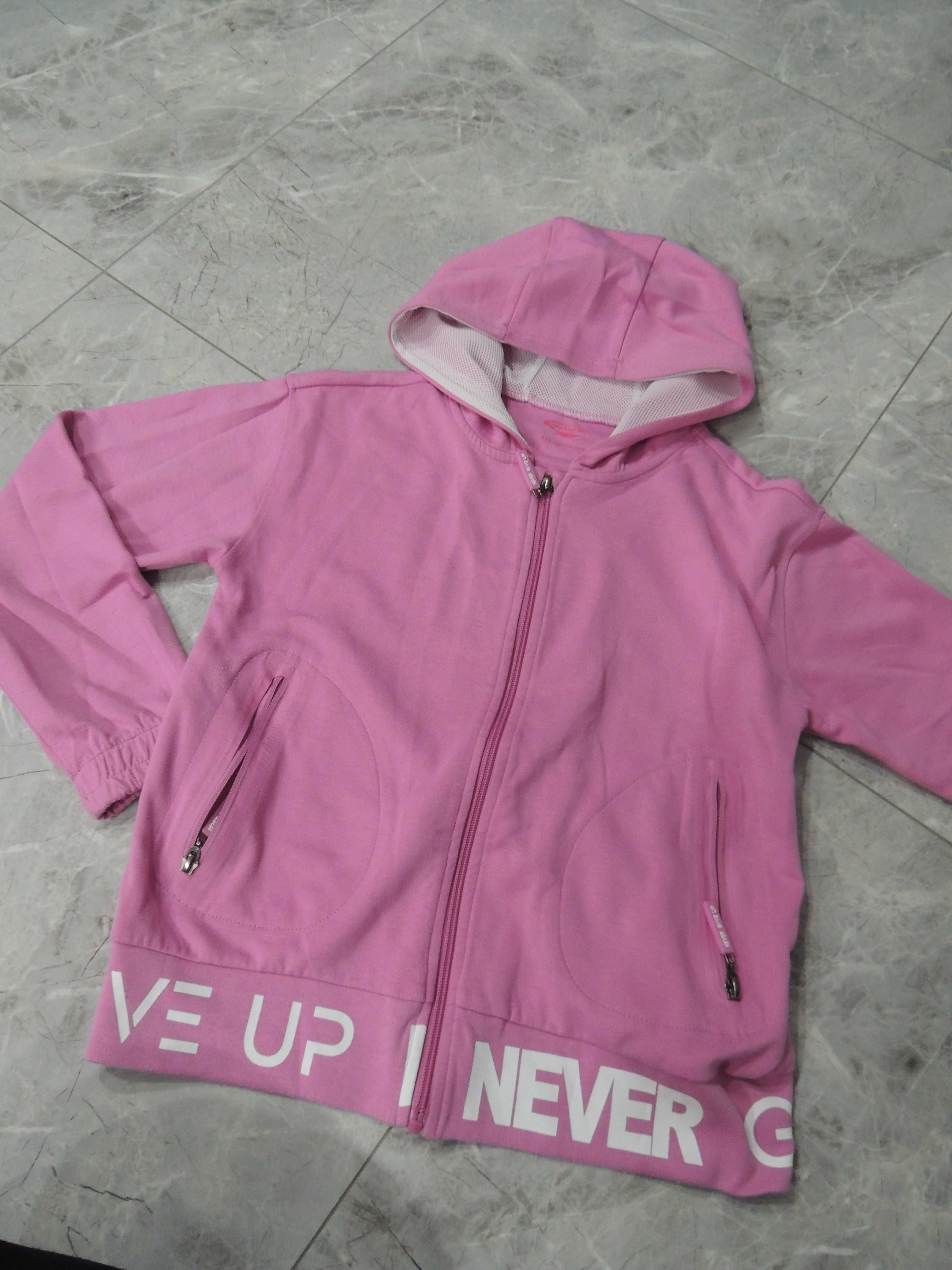 damska sportowa różowa bluza z napisem never give up xs s