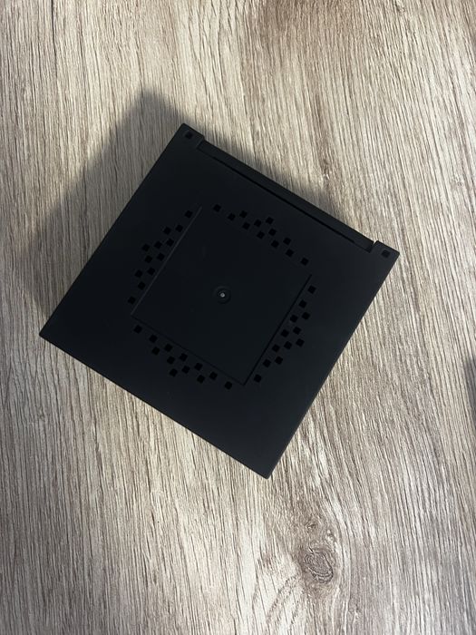 Yves Saint Laurent All Hours Hyper Finish