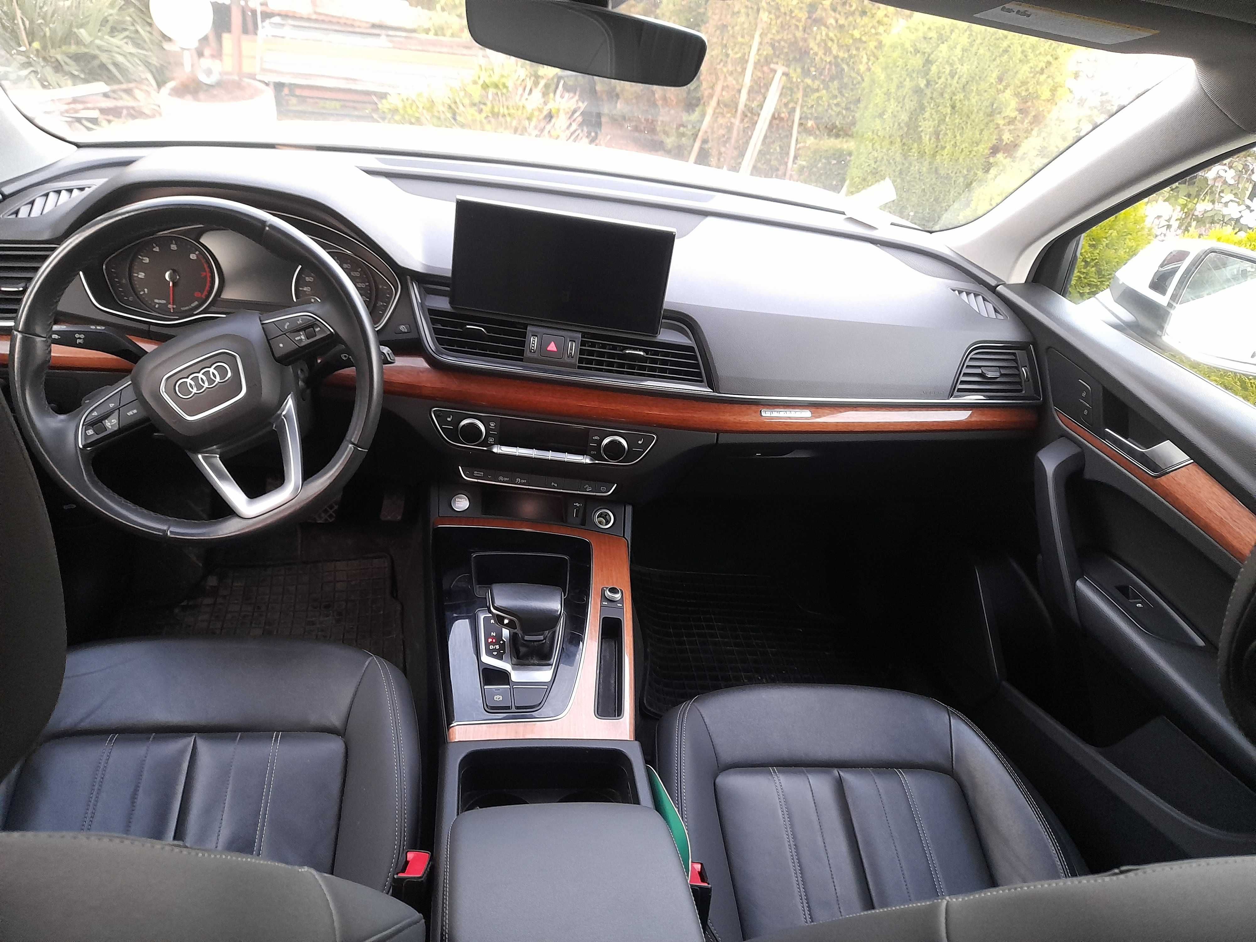 Audi Q5  Quattro  2021 lift 2.0 benzyna 245 ps