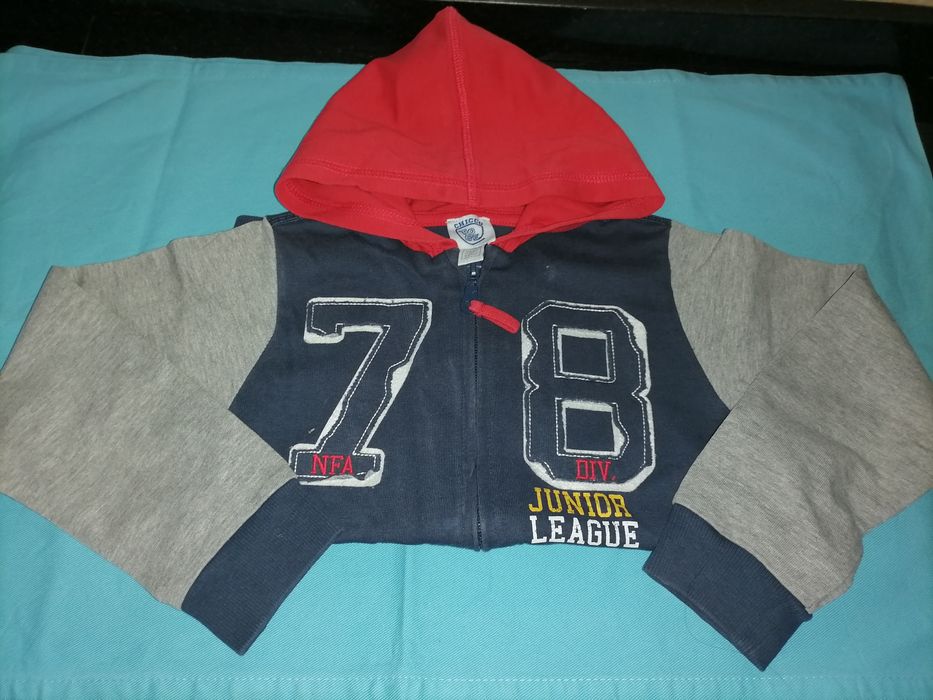 Lote 3 casacos 6 Anos