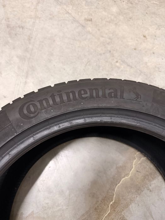 Pneus continental 245/45 R18