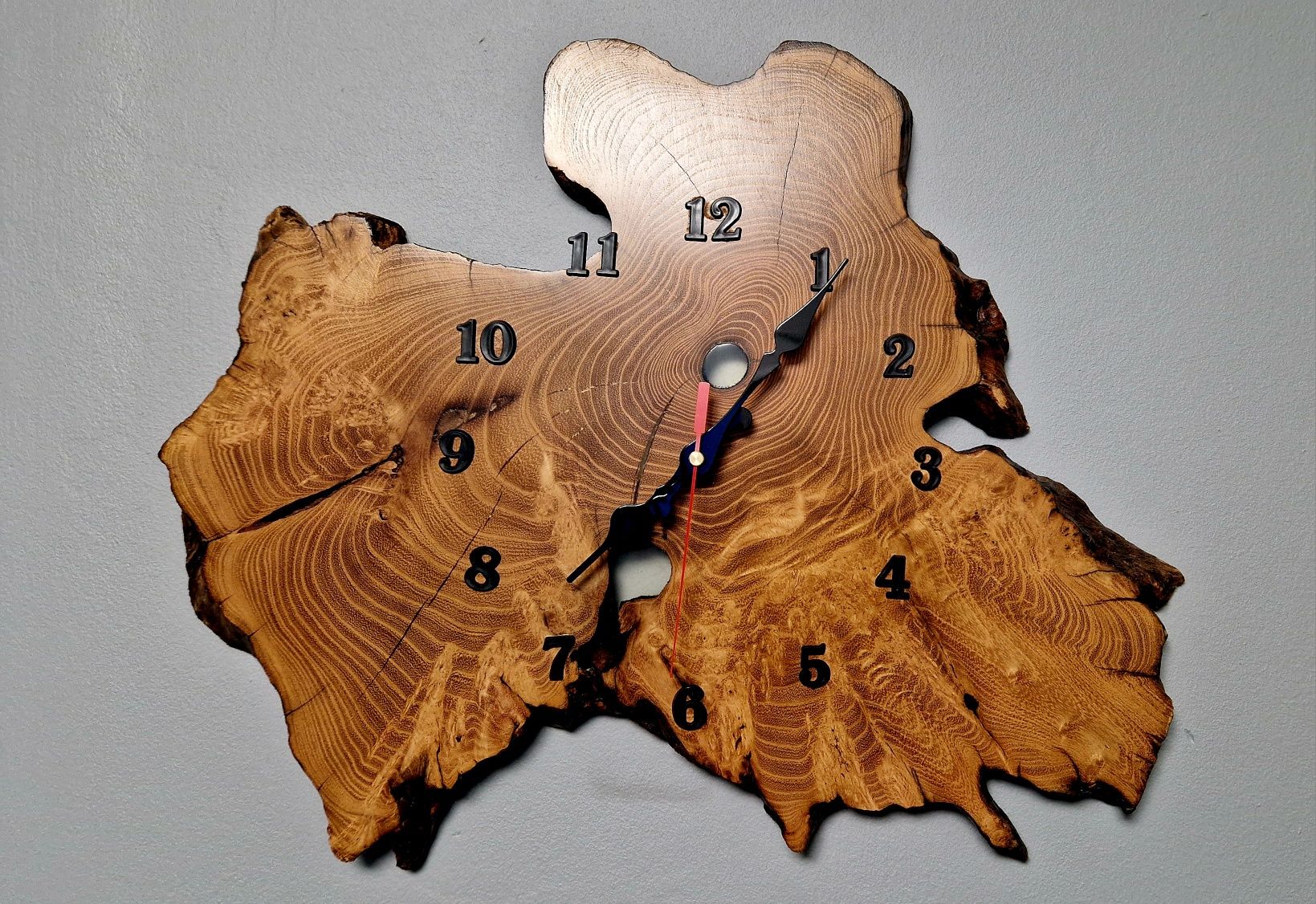 Zegar drewniany z żywicą, hand made