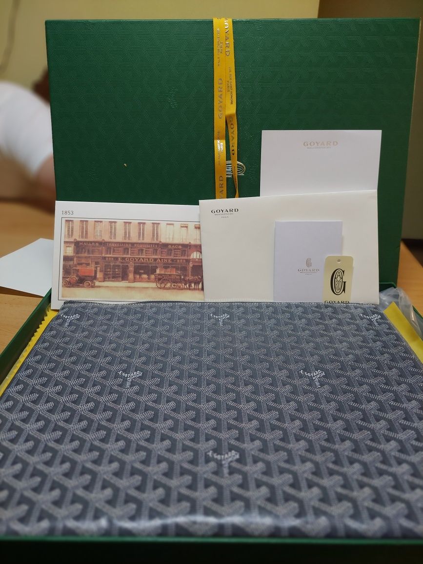 Bolsa Goyard nova