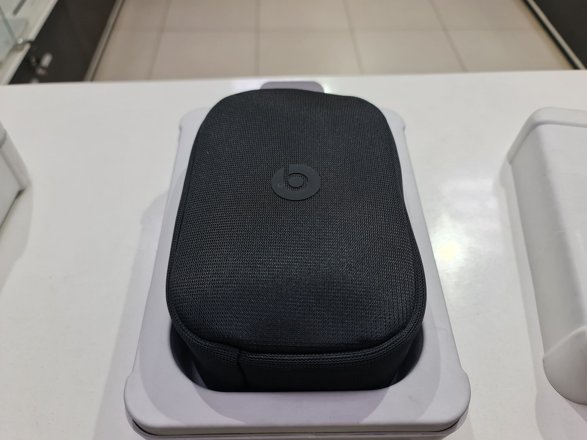 New Beats by Dr. Dre Studio Pro Black Deep Brown